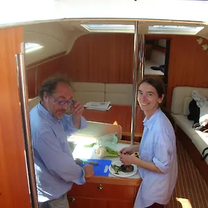 https://la-casa-di-ulisse-bb.it-tuscanyhotel.com